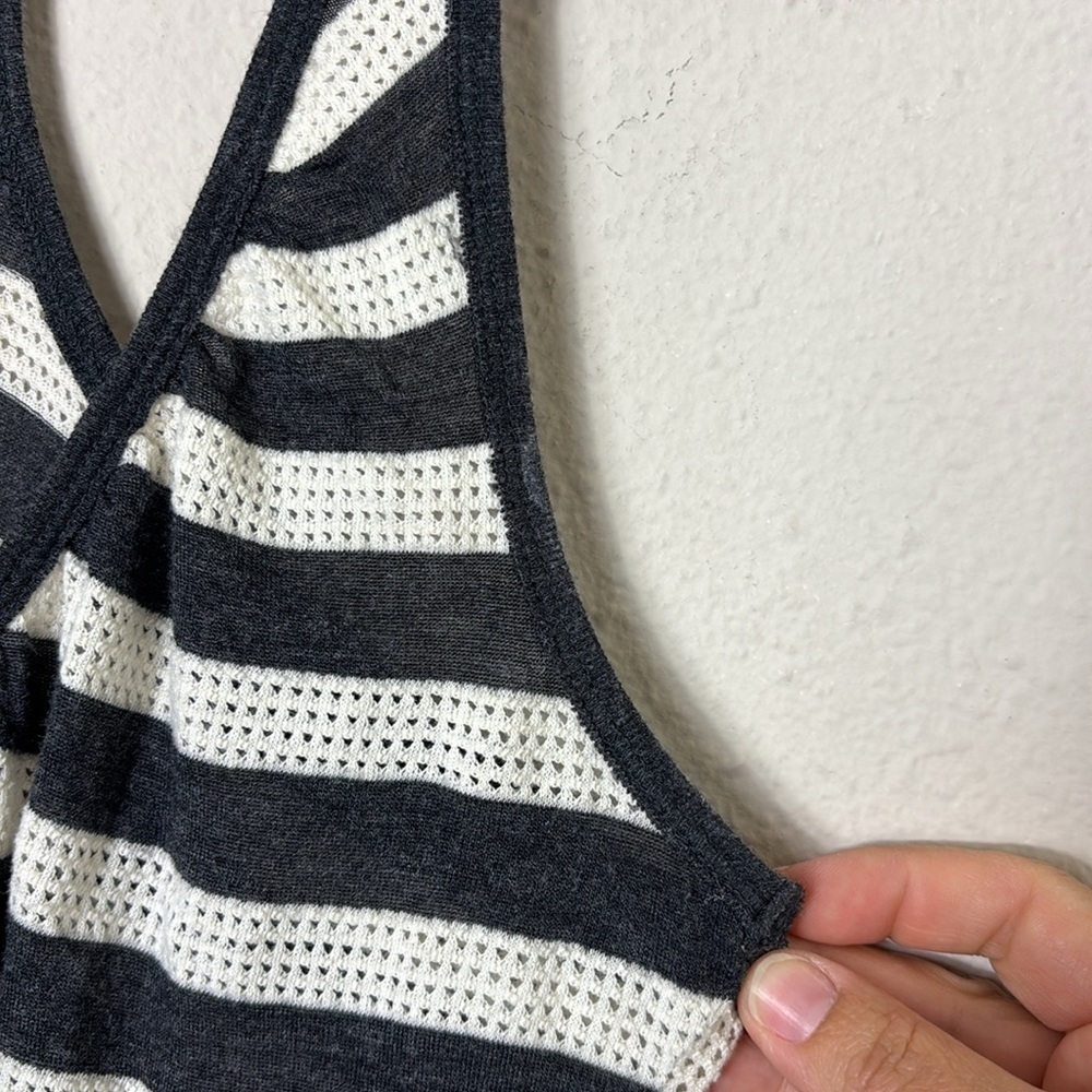 Alo Yoga  tank top eyelet grey white size small - Picture 5 of 8